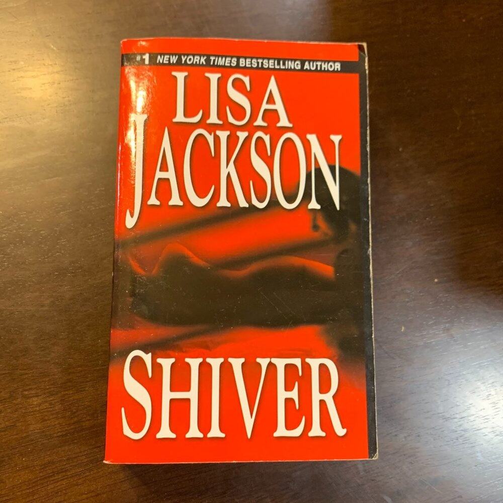 Book Novel - Shiver by Lisa Jackson
